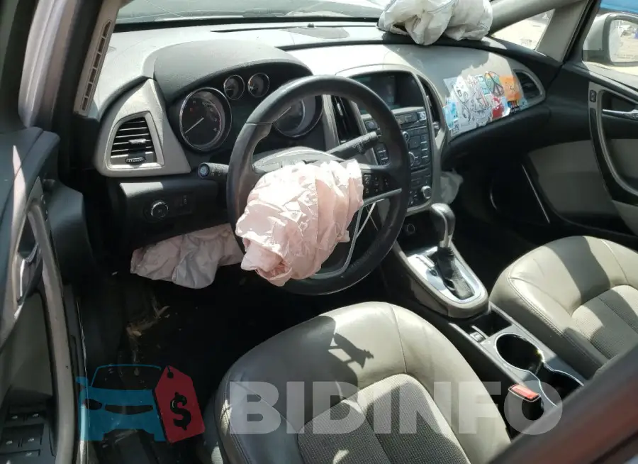 1G4PW5SK3G4161661 Photo# 8