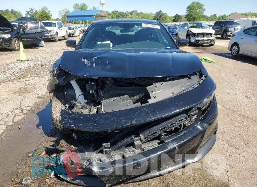 2C3CDXBG1NH258944 Photo# 5