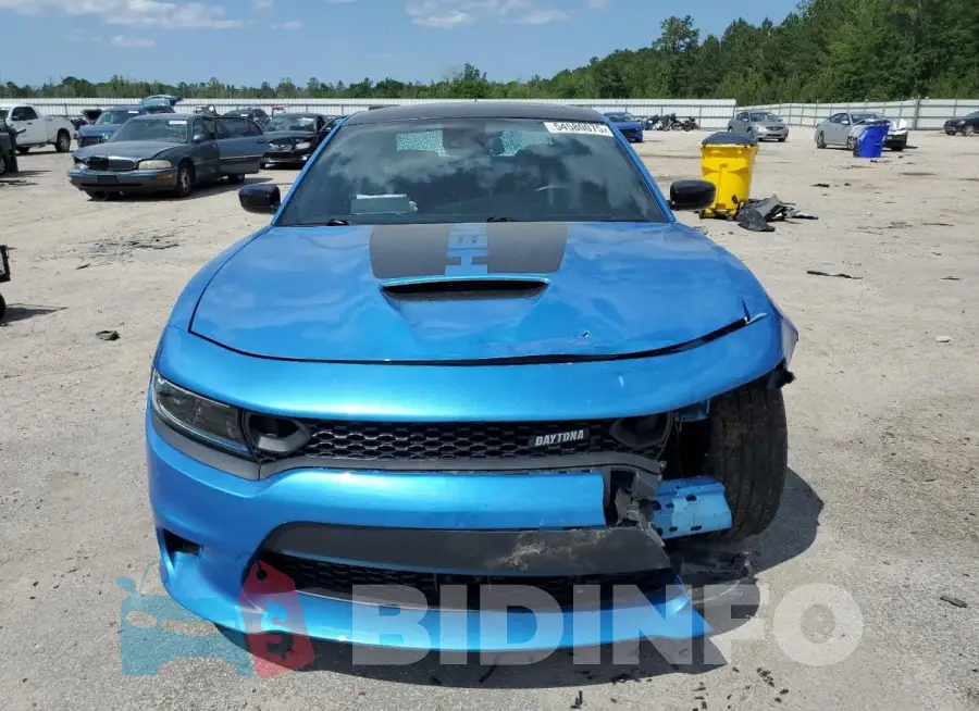 2C3CDXGJ3PH700582 Photo# 5