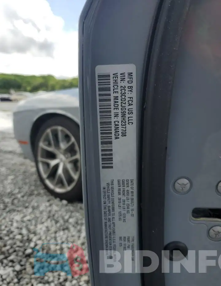2C3CDZJG9NH237708 Photo# 12