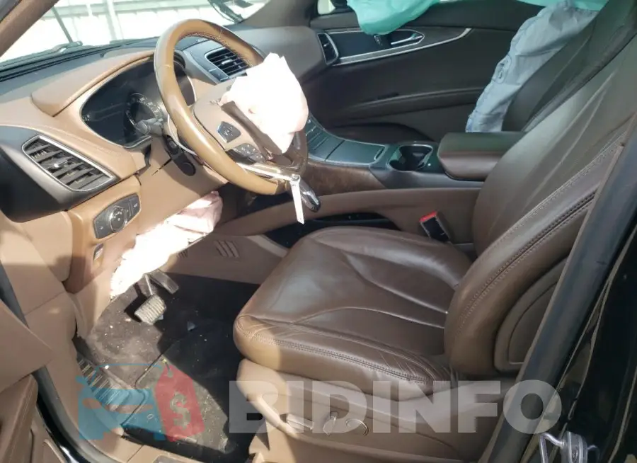 2LMTJ8LR1GBL77321 Photo# 7