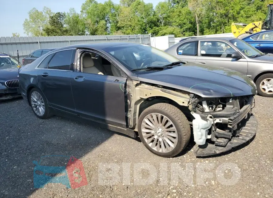 3LN6L2GKXGR610773 Photo# 4