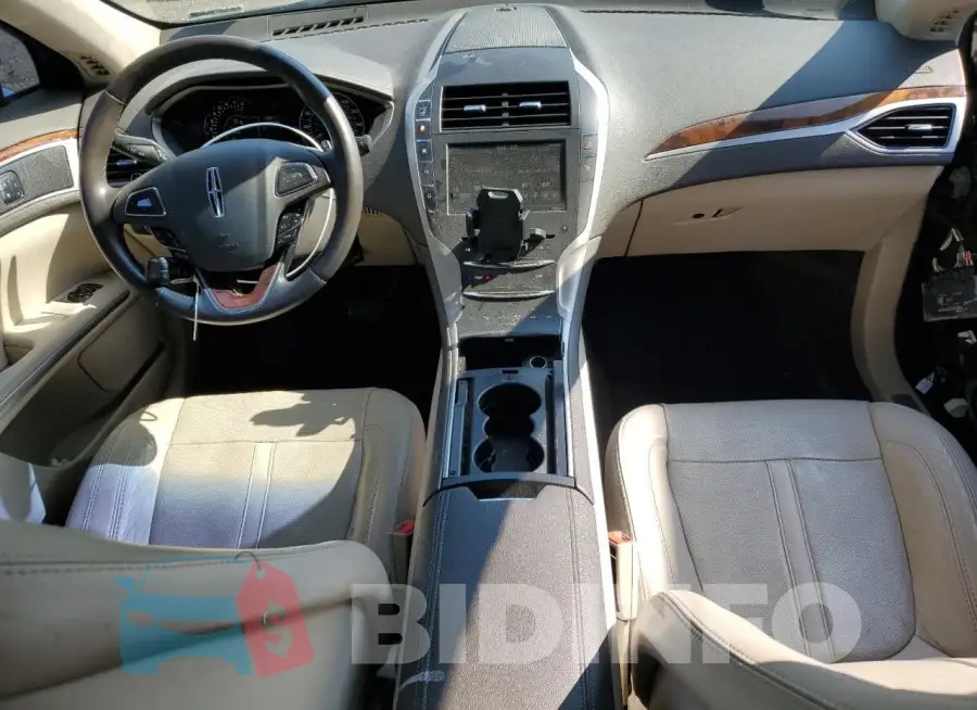 3LN6L2GKXGR610773 Photo# 8