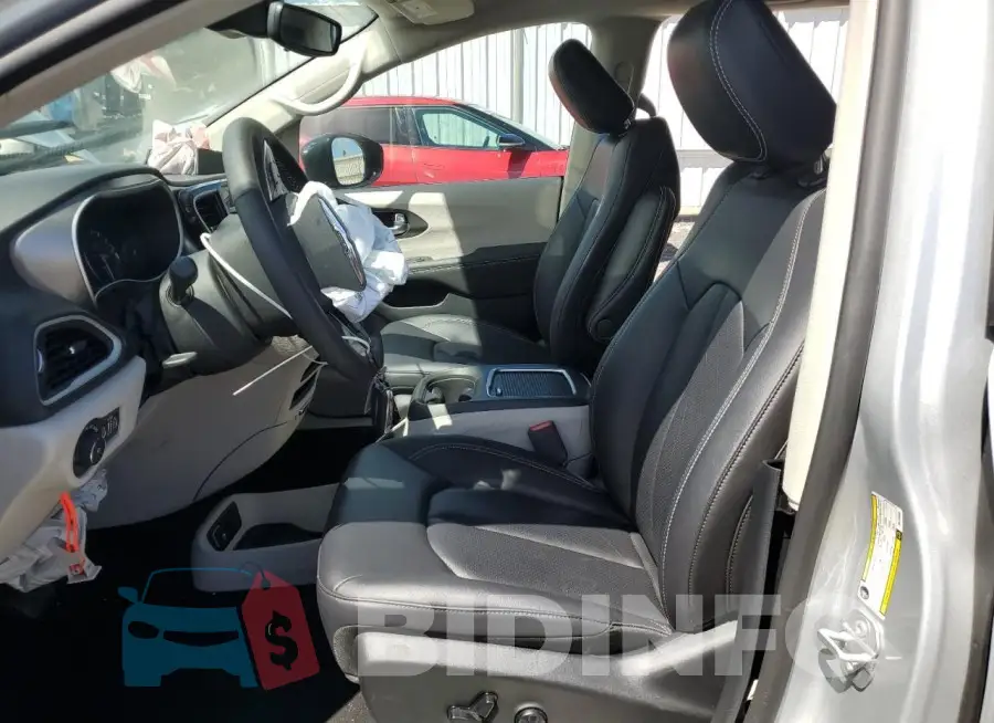 2C4RC1BG8RR172682 Photo# 7