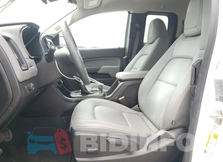1GCHSBEA9N1317125 Photo# 7