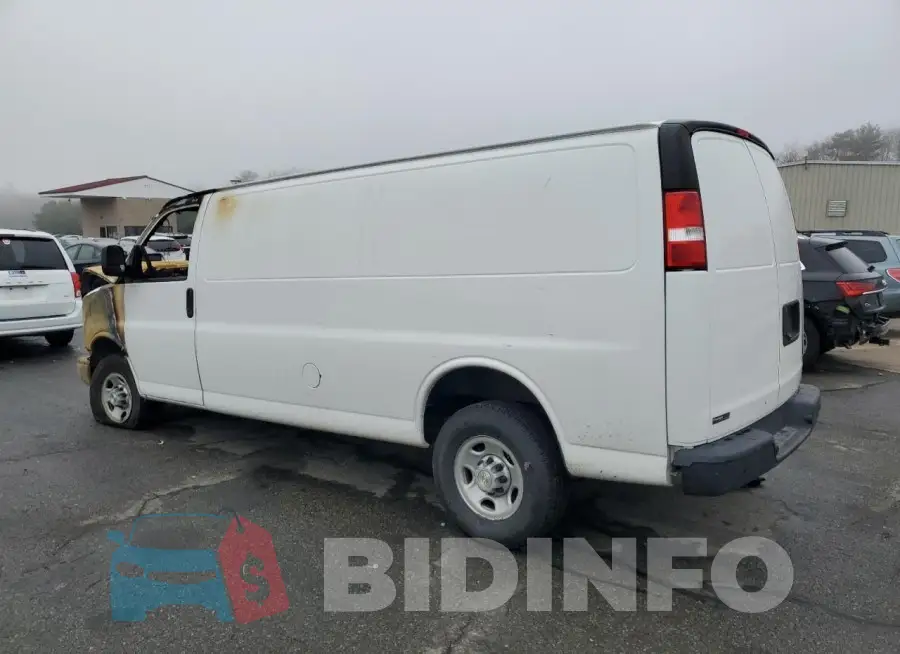 1GCWGBF78N1283769 Photo# 2
