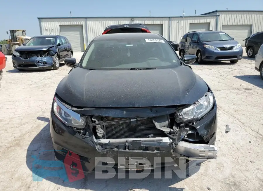 19XFC2F52HE067797 Photo# 5