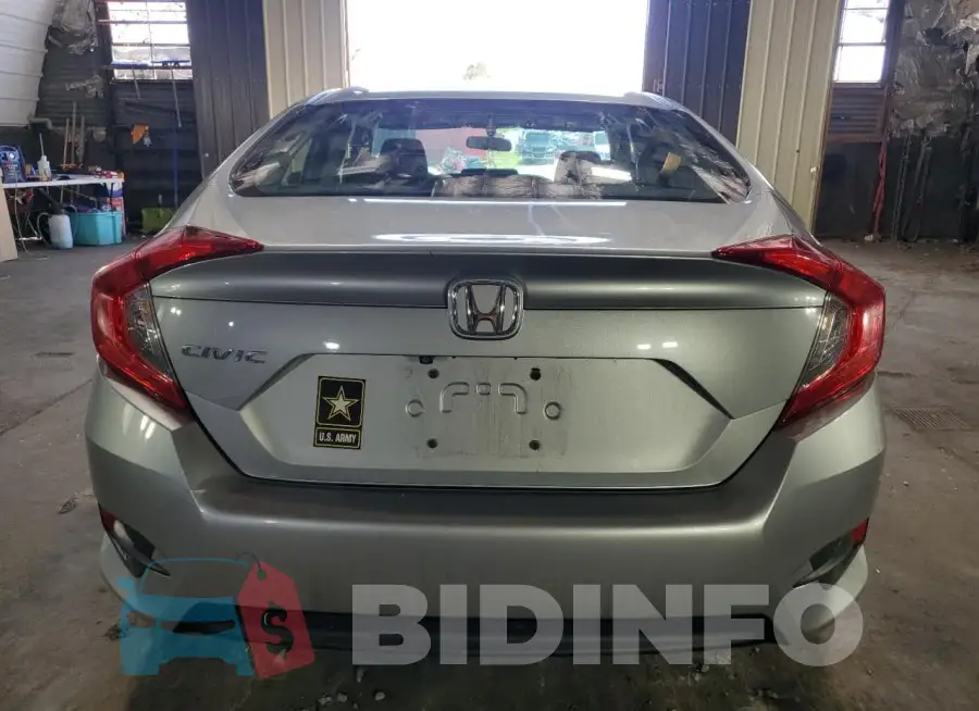 19XFC2F57GE233830 Photo# 6