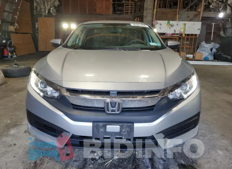 19XFC2F57GE233830 Photo# 5