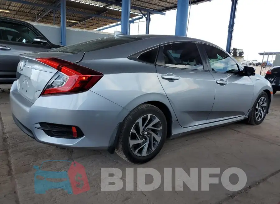19XFC2F70HE032015 Photo# 3