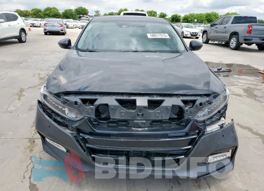 1HGCV3F40KA020161 Photo# 5