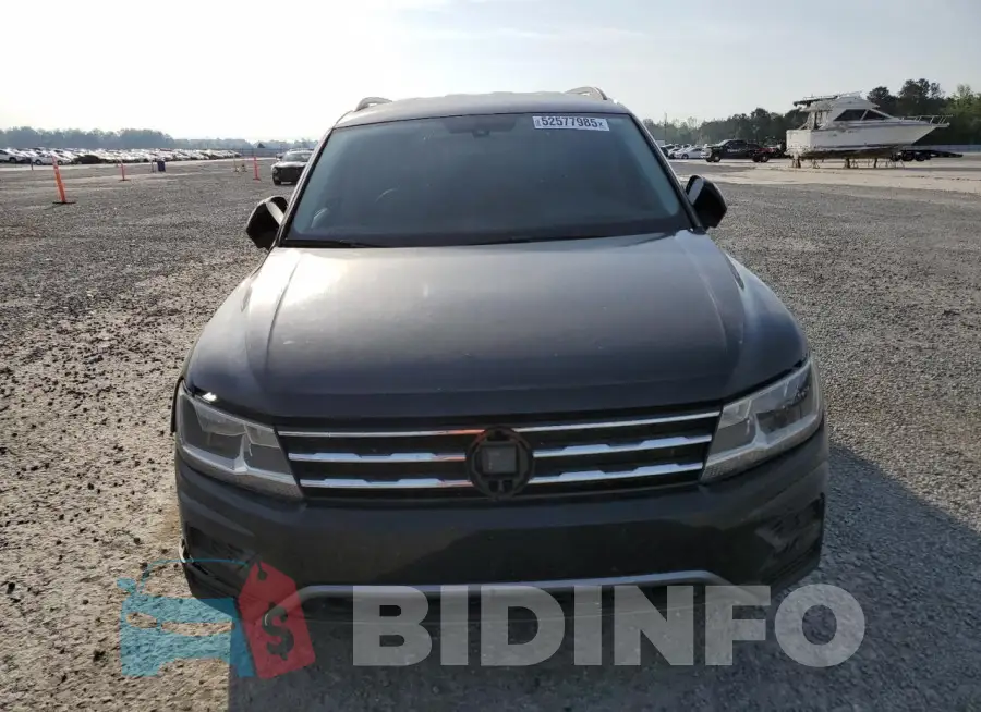 3VV3B7AX3JM071222 Photo# 5