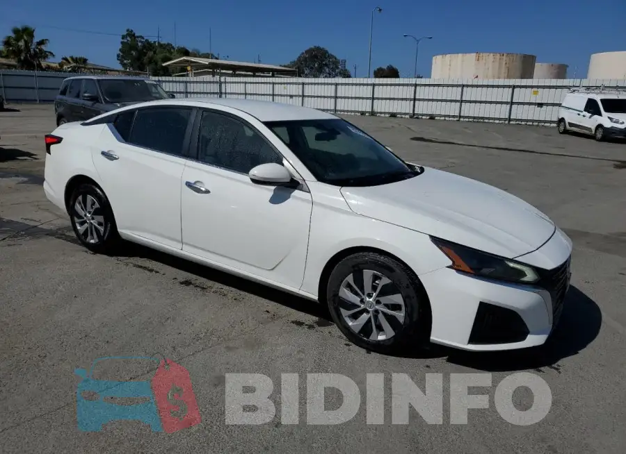1N4BL4BV1PN346027 Photo# 4