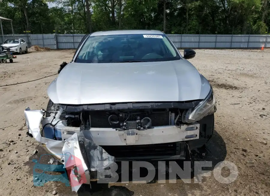 1N4BL4CV5KC120172 Photo# 5