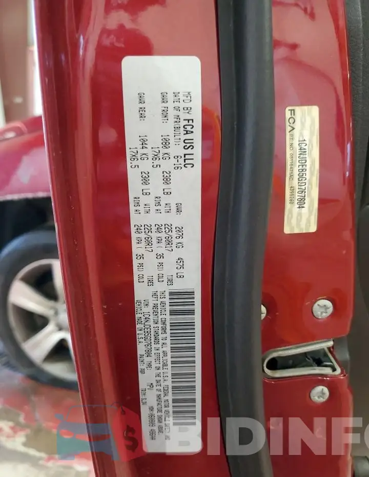 1C4NJDEB5GD767804 Photo# 13