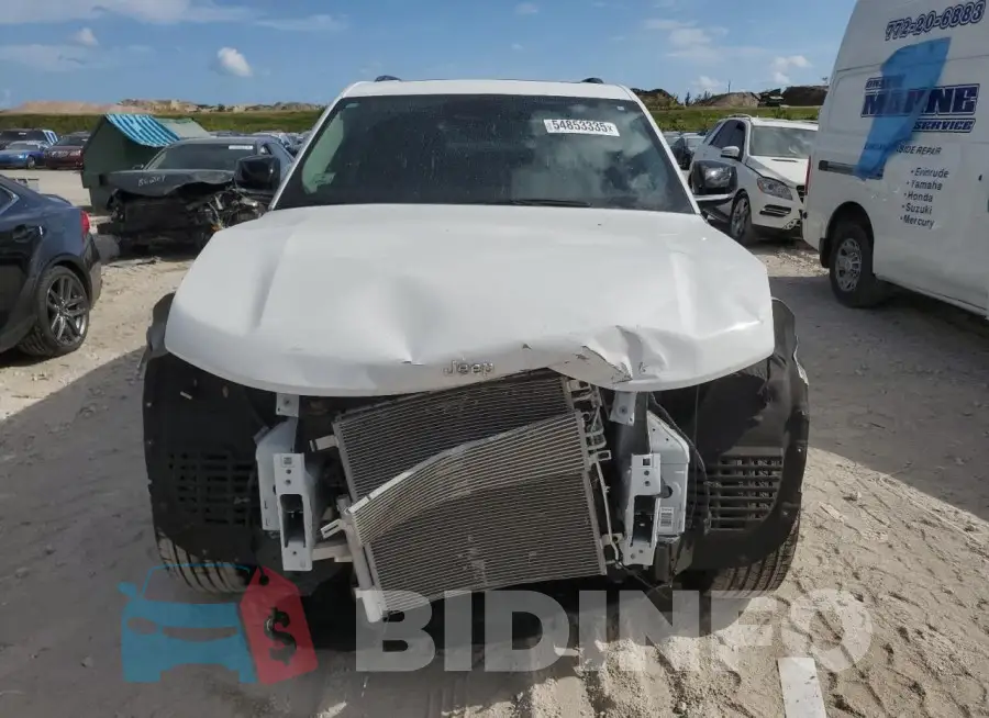 1C4RJGBG1RC707837 Photo# 5