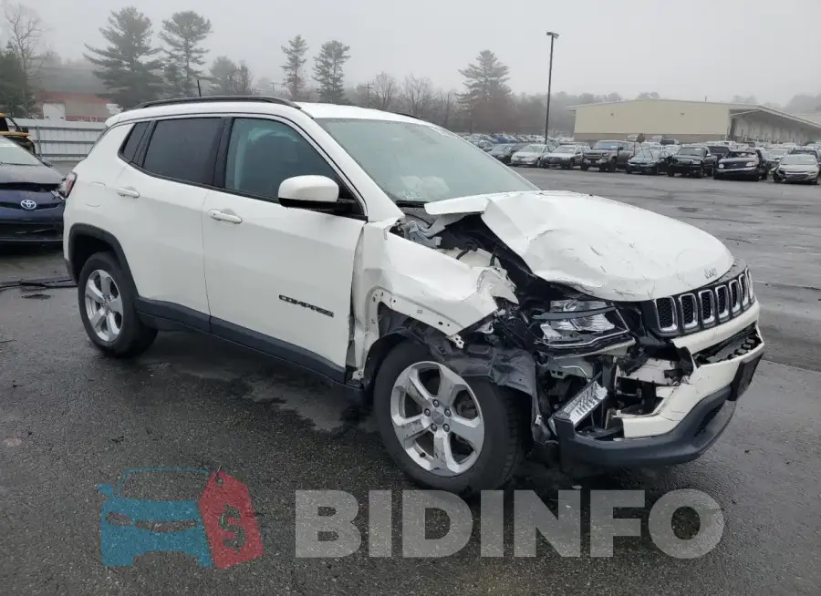 3C4NJDBB4MT530103 Photo# 4