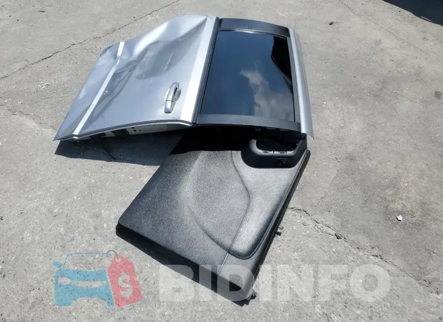 2C4RDGEG9KR670049 Photo# 13