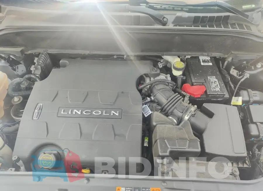 2LMTJ8LRXGBL60419 Photo# 7