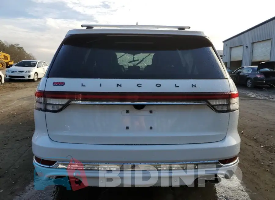 5LM5J9XC9LGL01796 Photo# 6