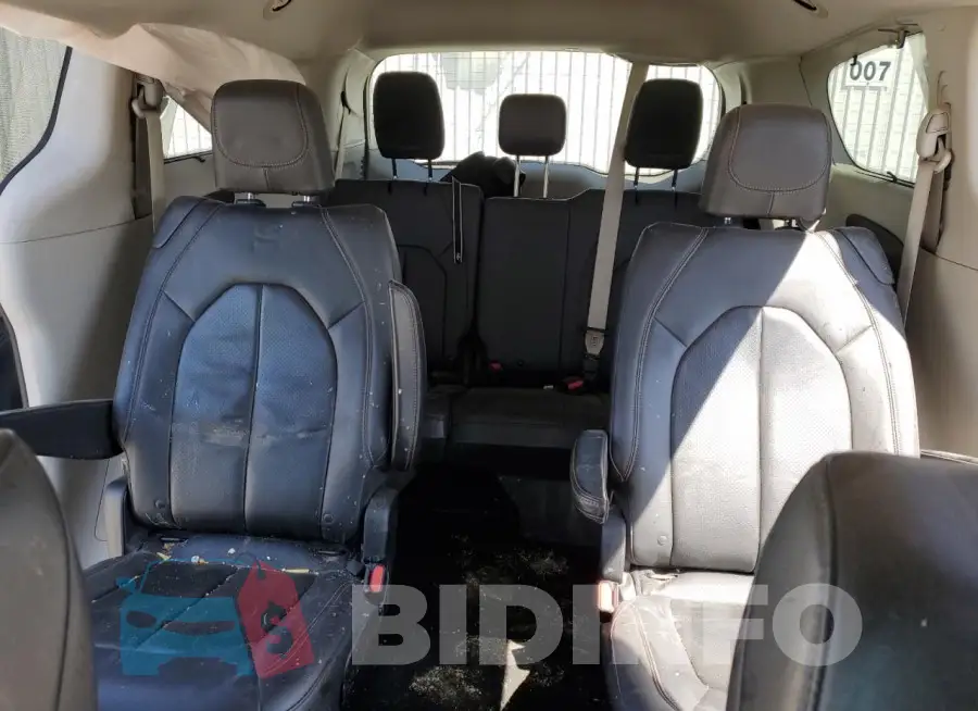 2C4RC1BG2JR128407 Photo# 10
