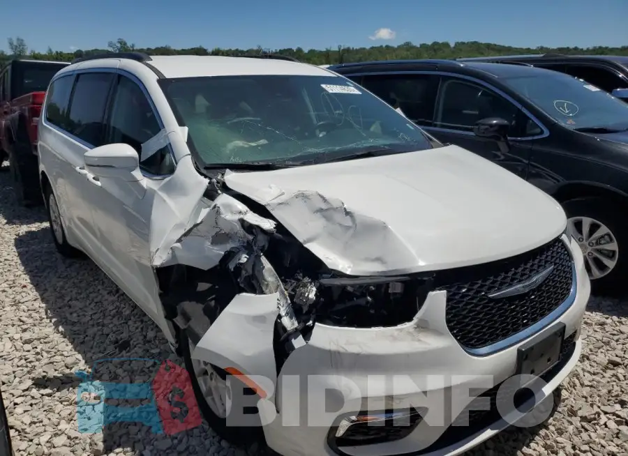 2C4RC1BG8NR117725 Photo# 4