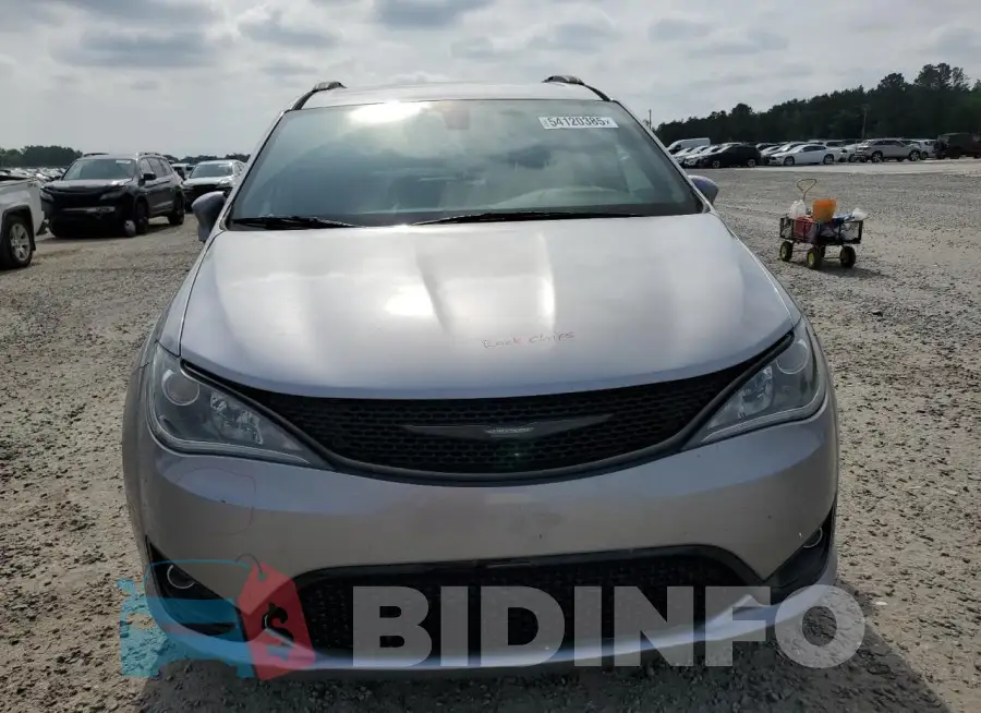 2C4RC1FG0JR318085 Photo# 5