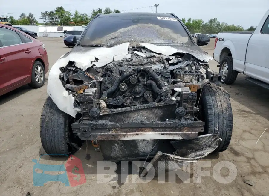 SADCL2BV4HA881756 Photo# 5