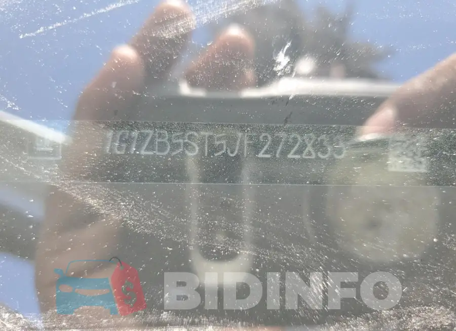 1G1ZB5ST5JF272833 Photo# 12