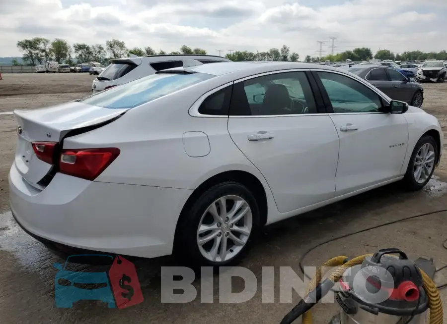1G1ZD5ST5JF157028 Photo# 3
