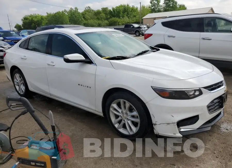 1G1ZD5ST5JF157028 Photo# 4