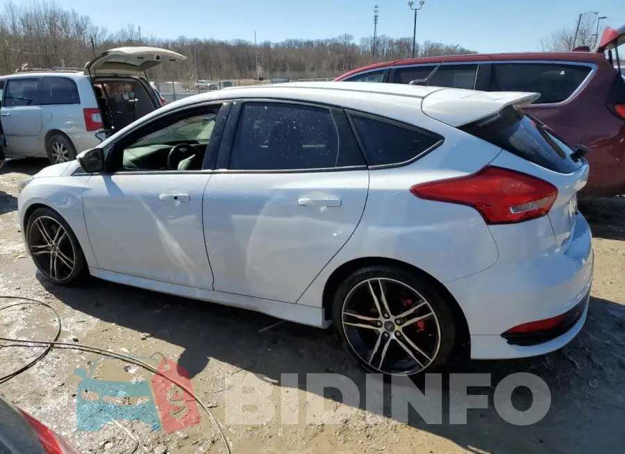 1FADP3L92GL253585 Photo# 2