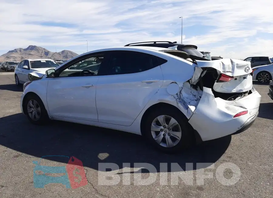5NPDH4AE8GH713575 Photo# 2