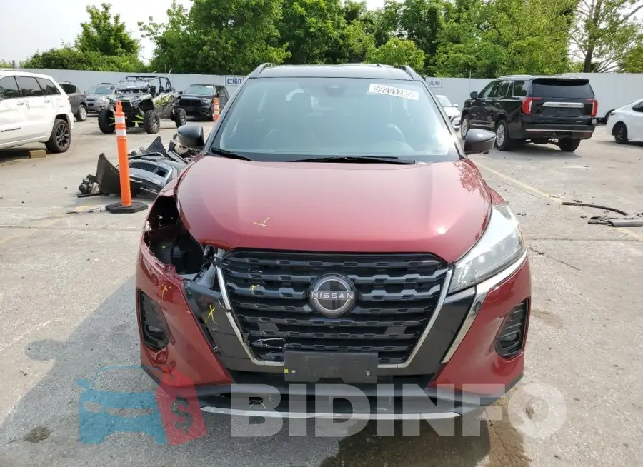 3N1CP5DV7PL570833 Photo# 5