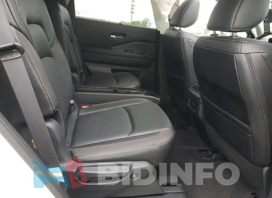 5N1DR3CD3PC261392 Photo# 11