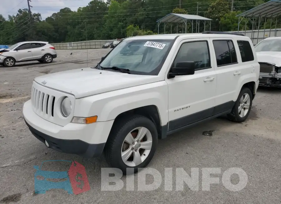 1C4NJPFB2HD183300 Photo# 1