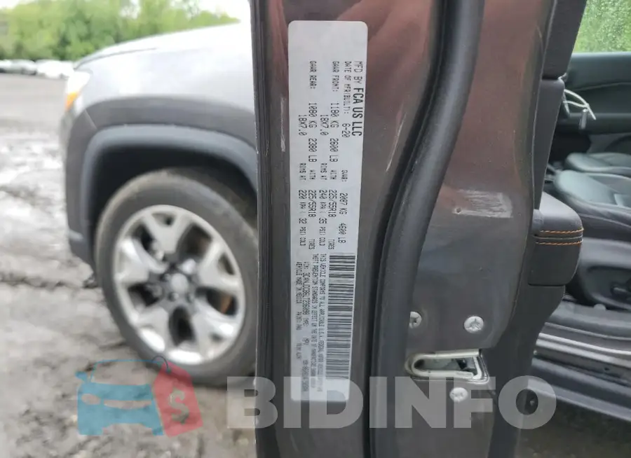 3C4NJDCB6LT236098 Photo# 13