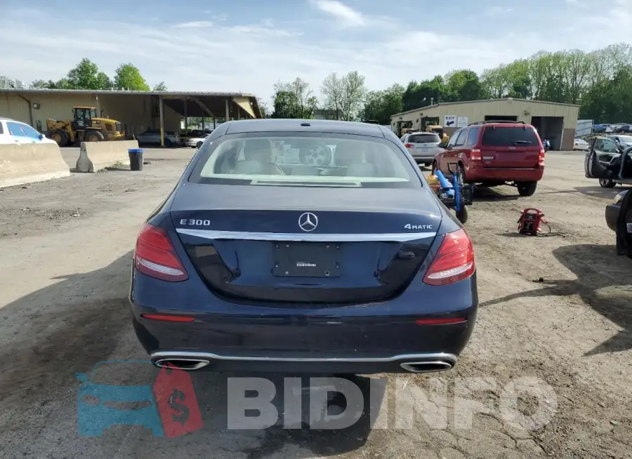 WDDZF4KB5HA211668 Photo# 6