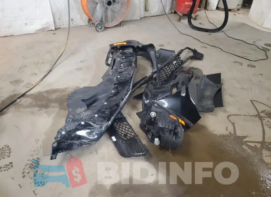 1C4SDJCT9NC209154 Photo# 13