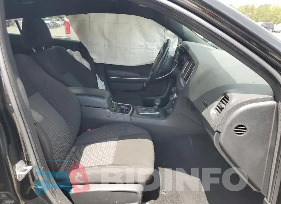 2C3CDXBGXPH700185 Photo# 7