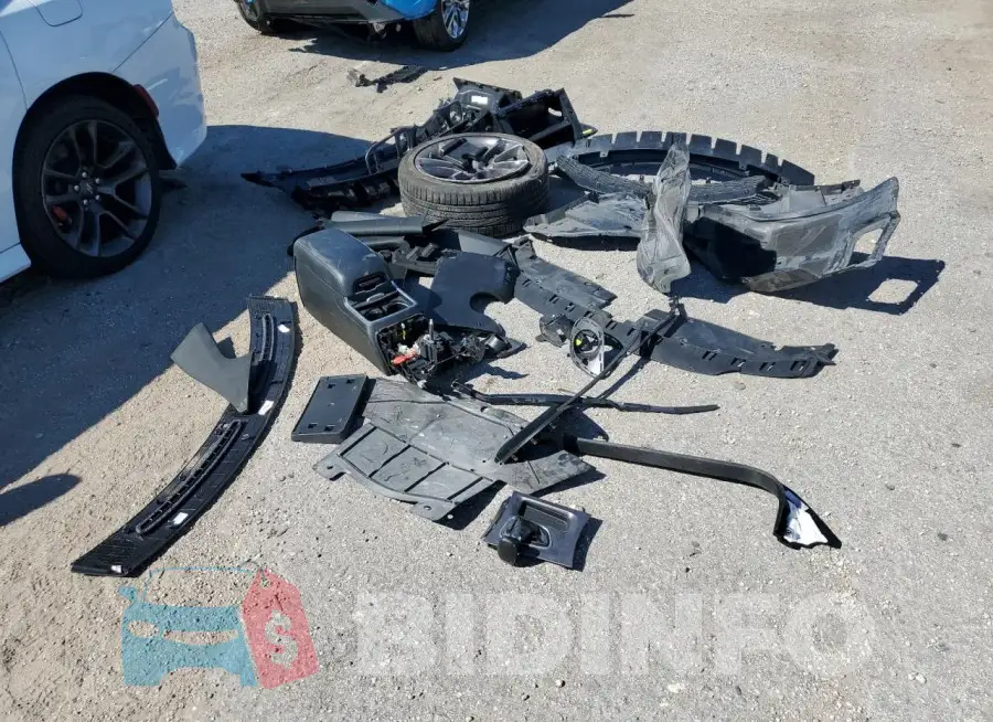 2C3CDXGJ6NH220596 Photo# 12