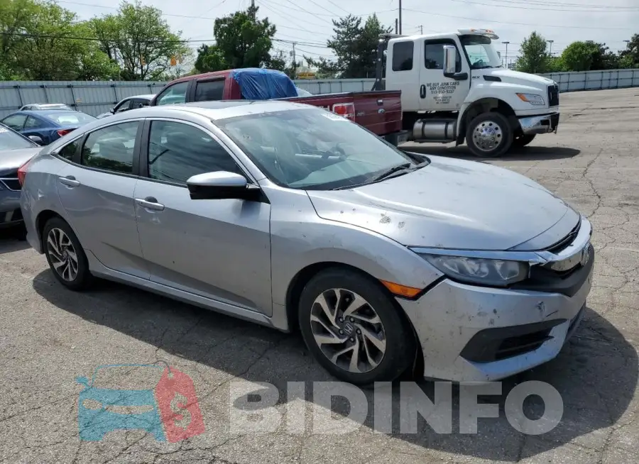19XFC2F70HE026389 Photo# 4