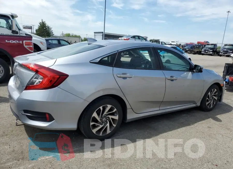 19XFC2F70HE026389 Photo# 3