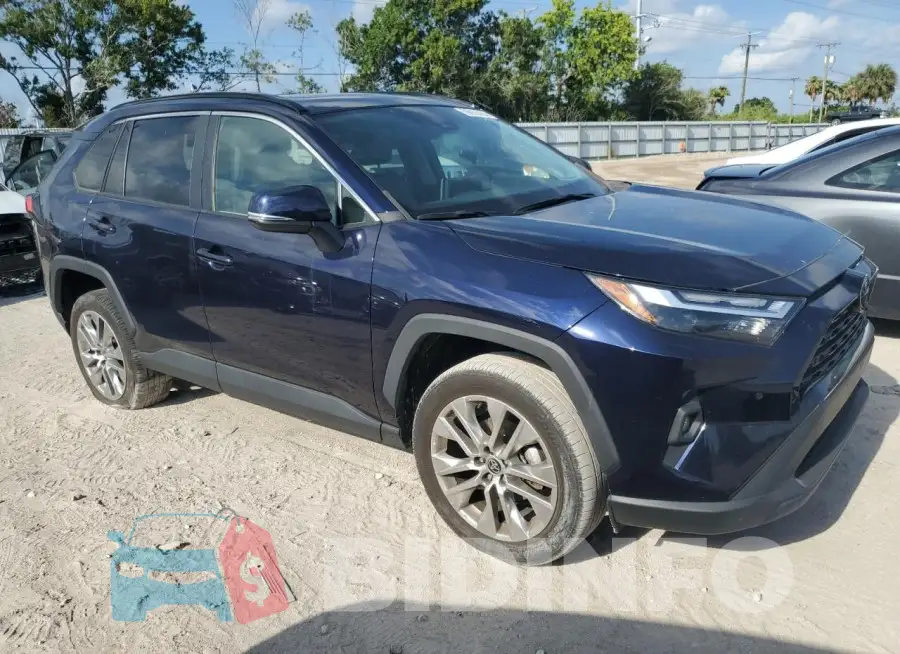 2T3A1RFV6NW274248 Photo# 4