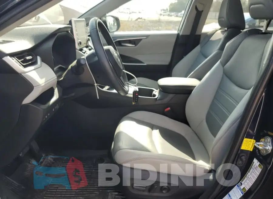 2T3A1RFV6NW274248 Photo# 7