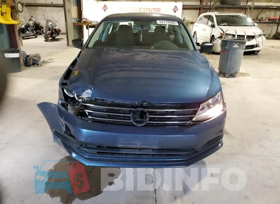 3VW267AJ8GM274395 Photo# 5