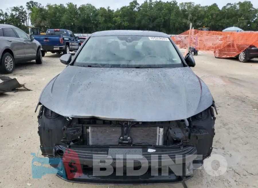 3VW5M7BU0RM079390 Photo# 5