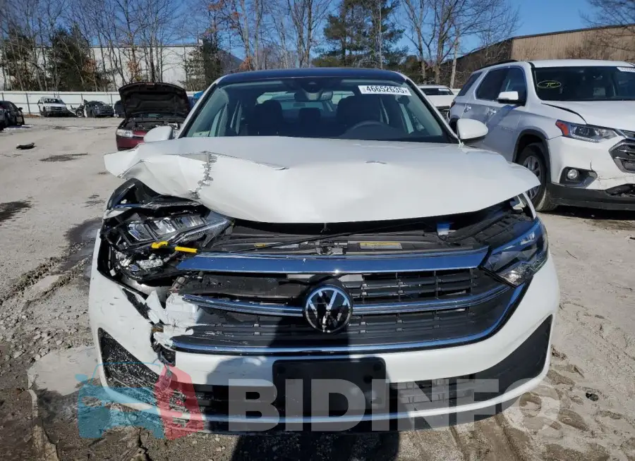 3VW7M7BU4RM077733 Photo# 5