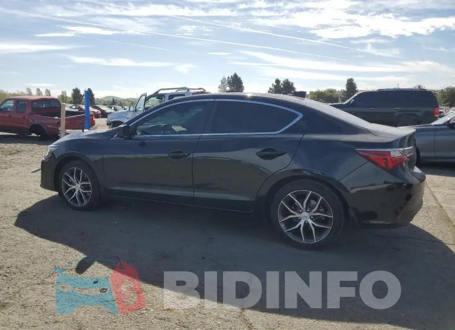 19UDE2F7XLA007198 Photo# 2