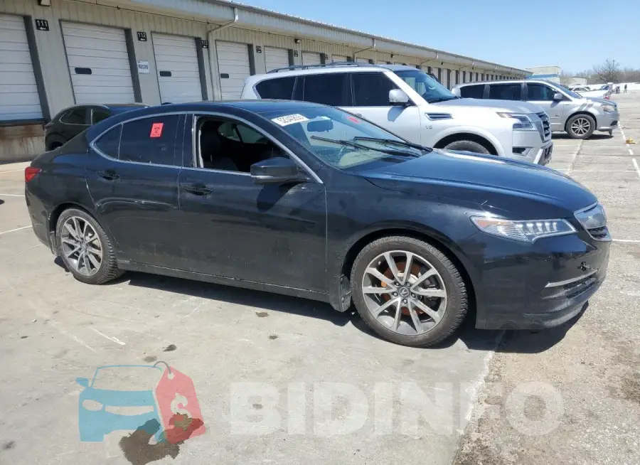 19UUB2F37GA000270 Photo# 4